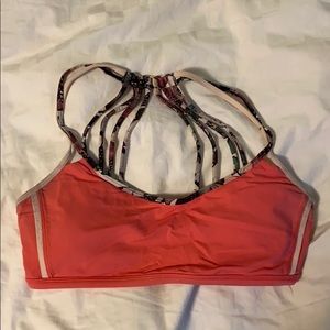 Lululemon sports bra
